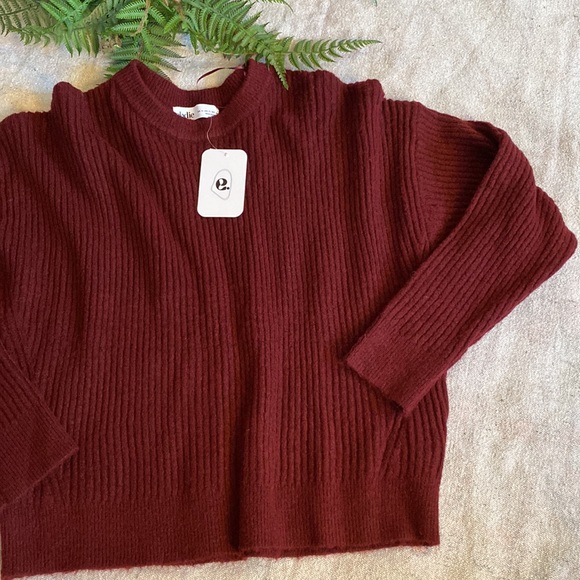 NWT Burgundy Red Elodie Sweater - Picture 2 of 4